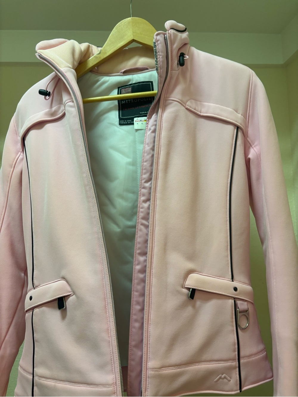 Pink Women’s Hooded Softshell Ski Jacket